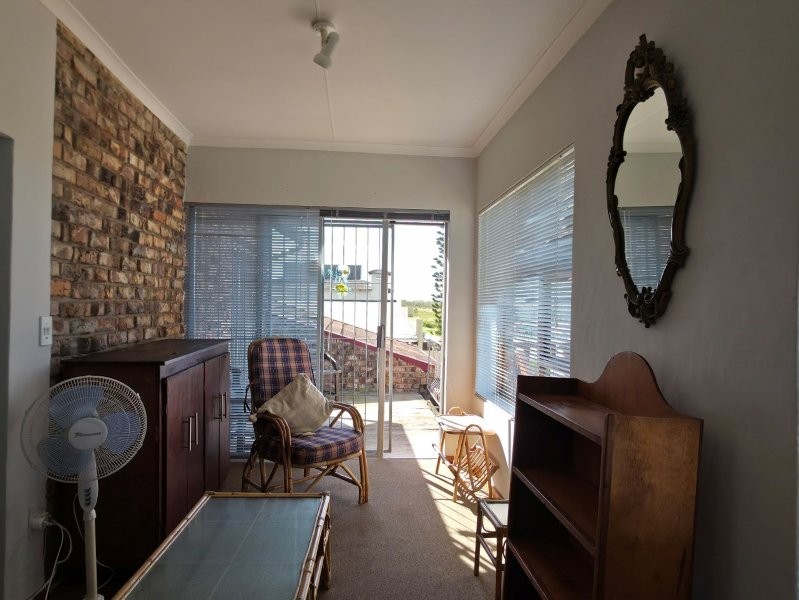 3 Bedroom Property for Sale in Wavecrest Eastern Cape